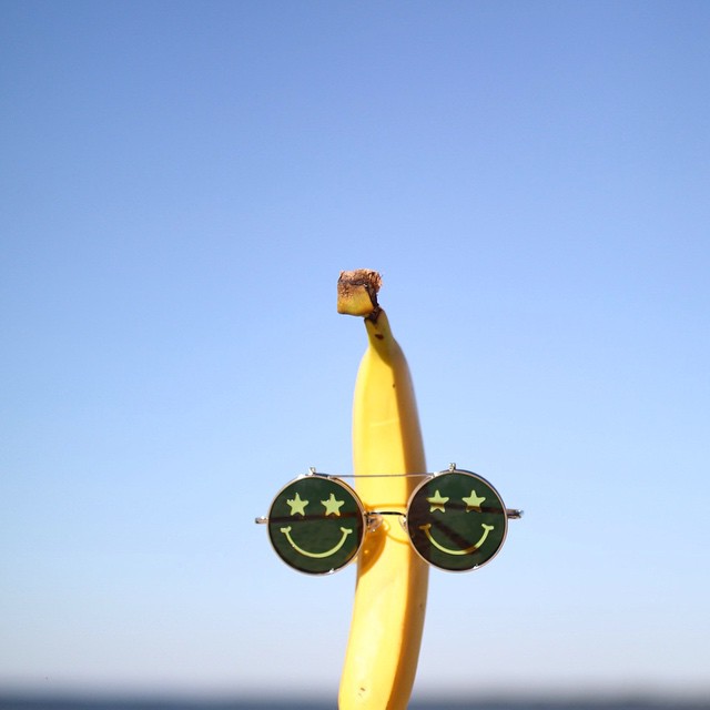 Banane et lunettes smiley